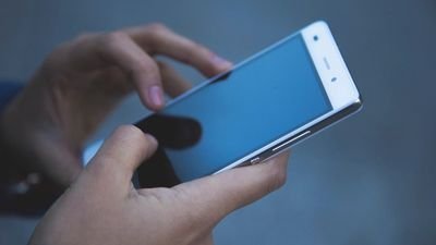 Illustration du guide : France Identité : votre carte d'identité et votre permis sur le téléphone